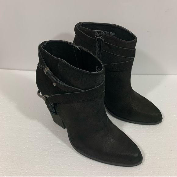 Very Volatile Leather Western Spur Ankle Boots - Picture 3 of 9